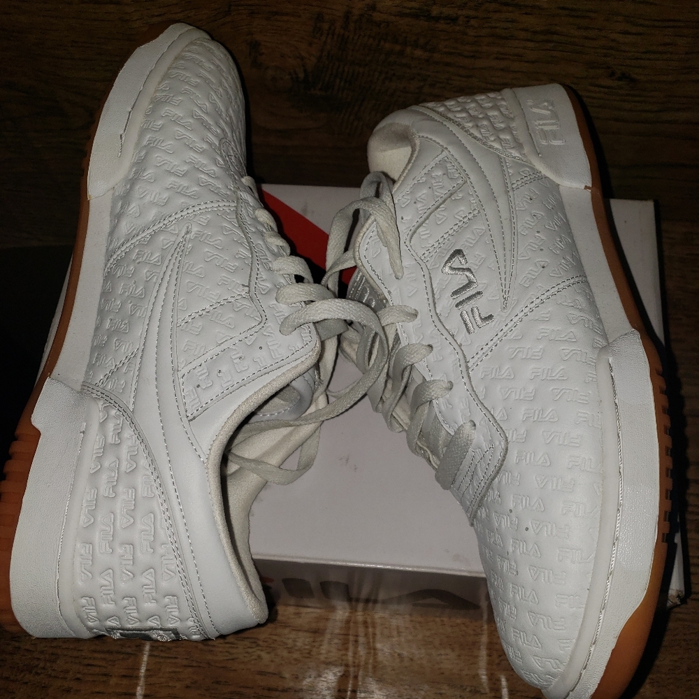 Men's Original White Small Logo Fila Sneaker - Picture 3 of 7